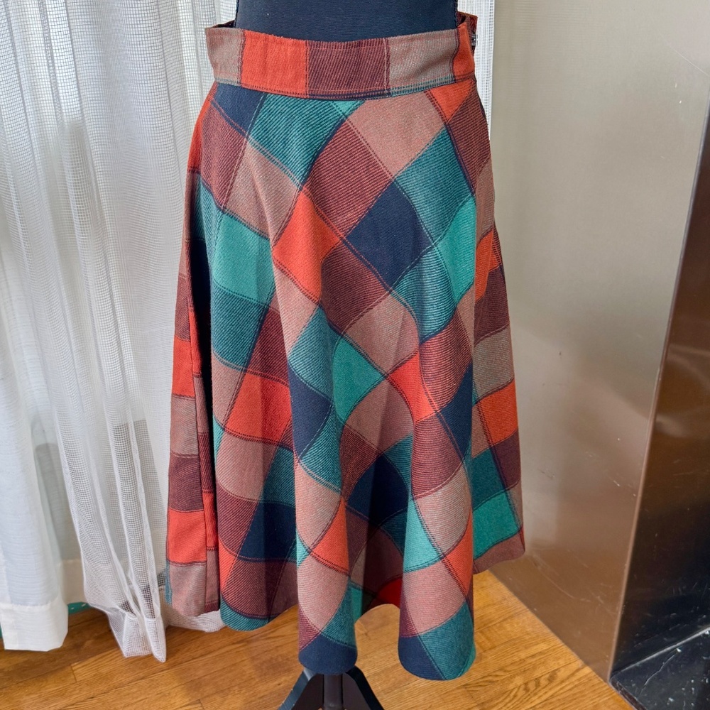 Vintage 70s skirt, teal, burnt orange, brown, tan plaid, A-line, slight flare, 4 - Picture 5 of 8